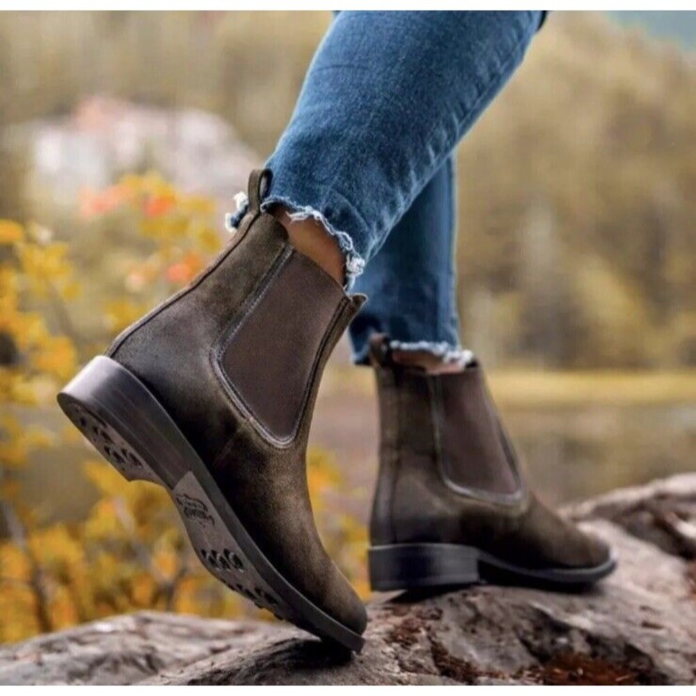 Thursday Boot Co Company 8.5 Duchess Women’s Chelsea Boot Dark Olive Brown Suede